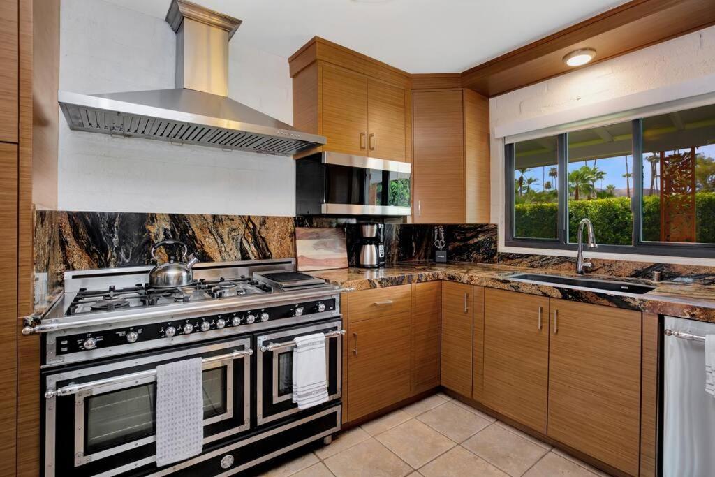Close To Downtown Ps - Hike, Bike, Swim, Relax Palm Springs Luaran gambar