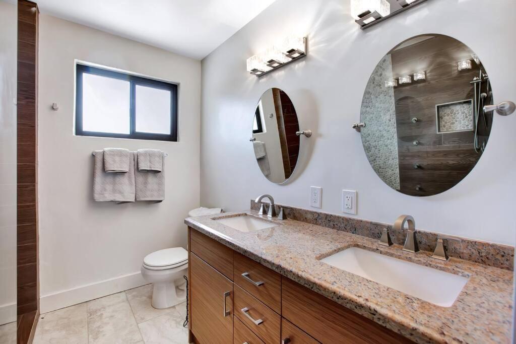 Close To Downtown Ps - Hike, Bike, Swim, Relax Palm Springs Luaran gambar