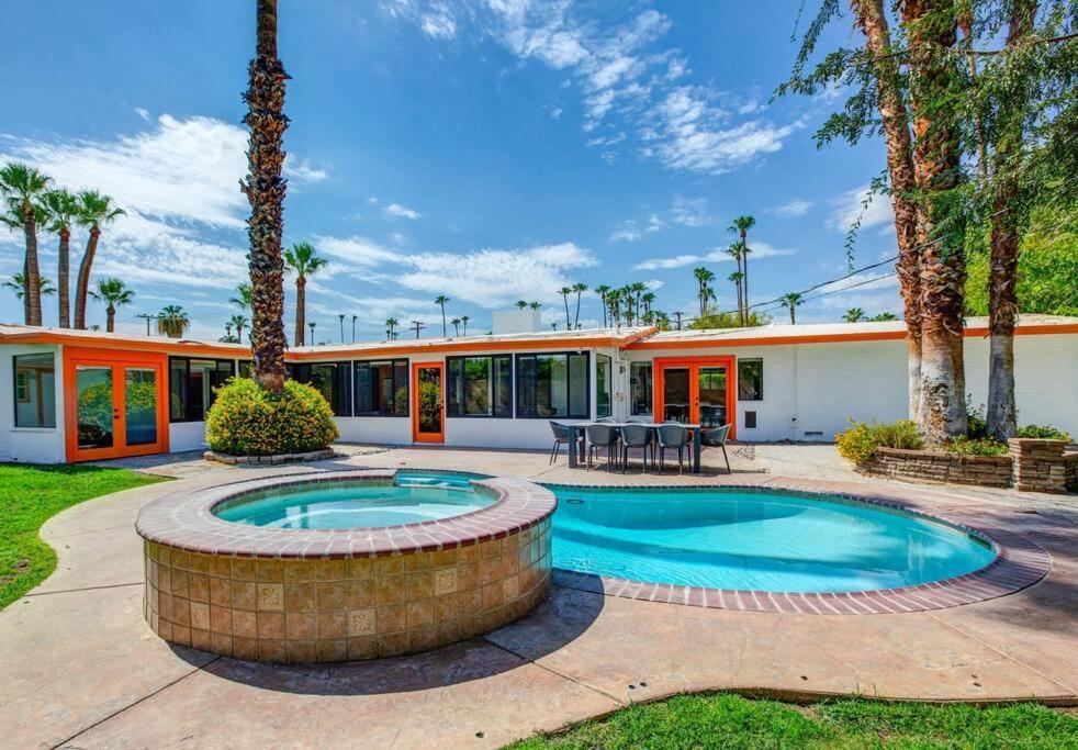 Close To Downtown Ps - Hike, Bike, Swim, Relax Palm Springs Luaran gambar