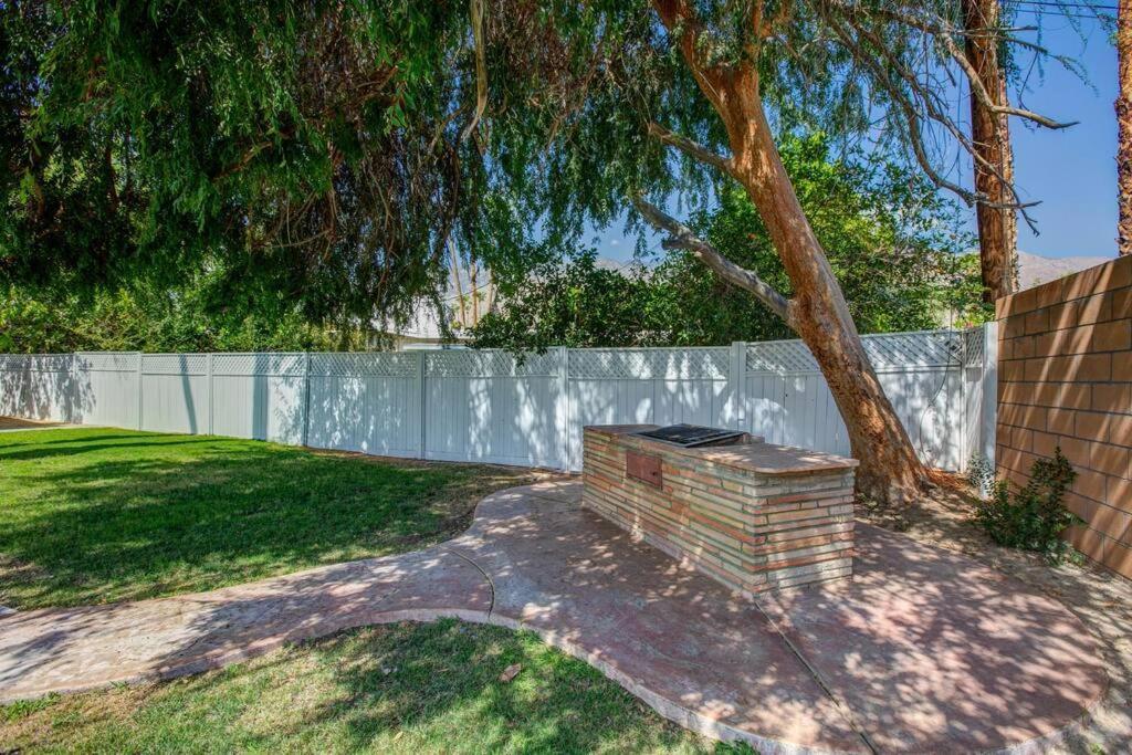 Close To Downtown Ps - Hike, Bike, Swim, Relax Palm Springs Luaran gambar
